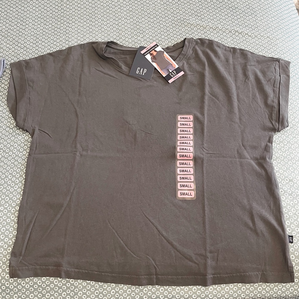 NWT GAP Washed Fashion Tee